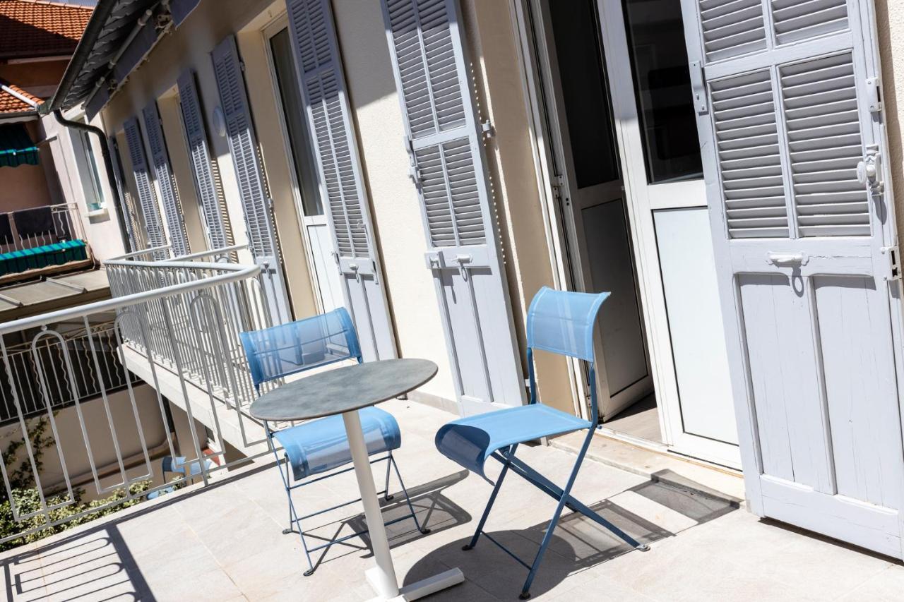 Appartements French Riviera Confidential Centre Ville Juan Les Pins Proche Des Plages Bagian luar foto