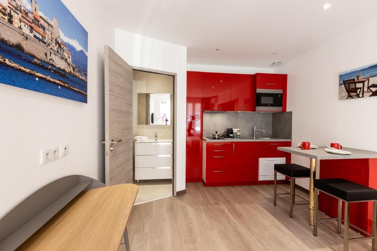 Appartements French Riviera Confidential Centre Ville Juan Les Pins Proche Des Plages Bagian luar foto