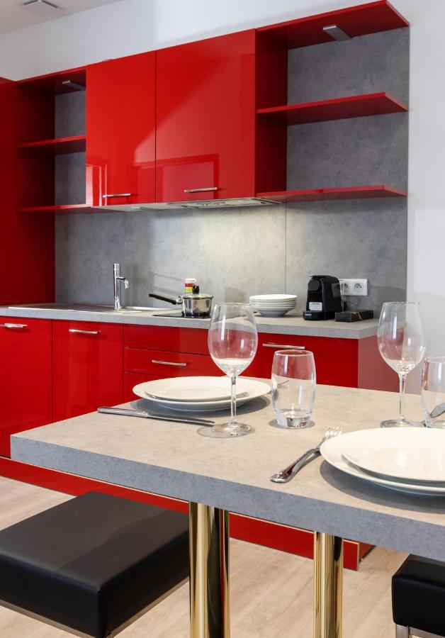 Appartements French Riviera Confidential Centre Ville Juan Les Pins Proche Des Plages Bagian luar foto