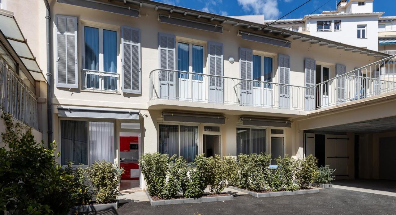 Appartements French Riviera Confidential Centre Ville Juan Les Pins Proche Des Plages Bagian luar foto