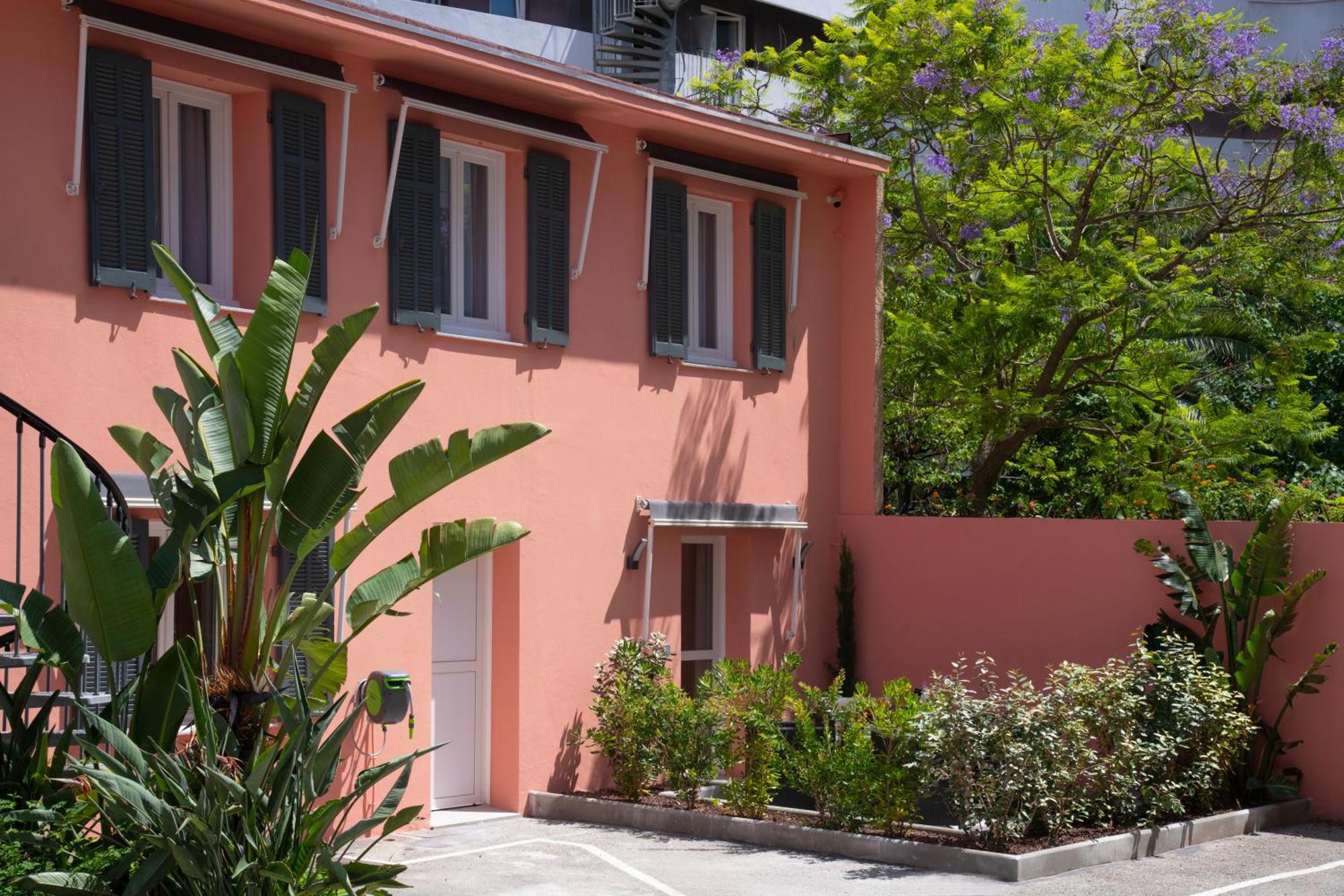 Appartements French Riviera Confidential Centre Ville Juan Les Pins Proche Des Plages Ruang foto